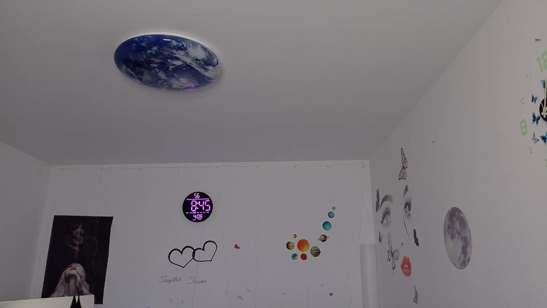 Gallery image thumbnail from YreneA's myfreecams stream on, 04/08/2026, 06:57 image 12 of 20