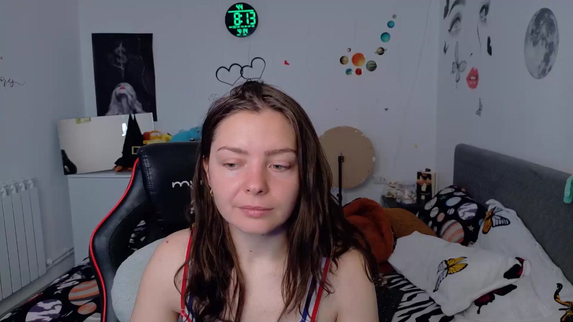 Gallery image thumbnail from YreneA's myfreecams stream on, 04/14/2026, 05:37 image 2 of 20
