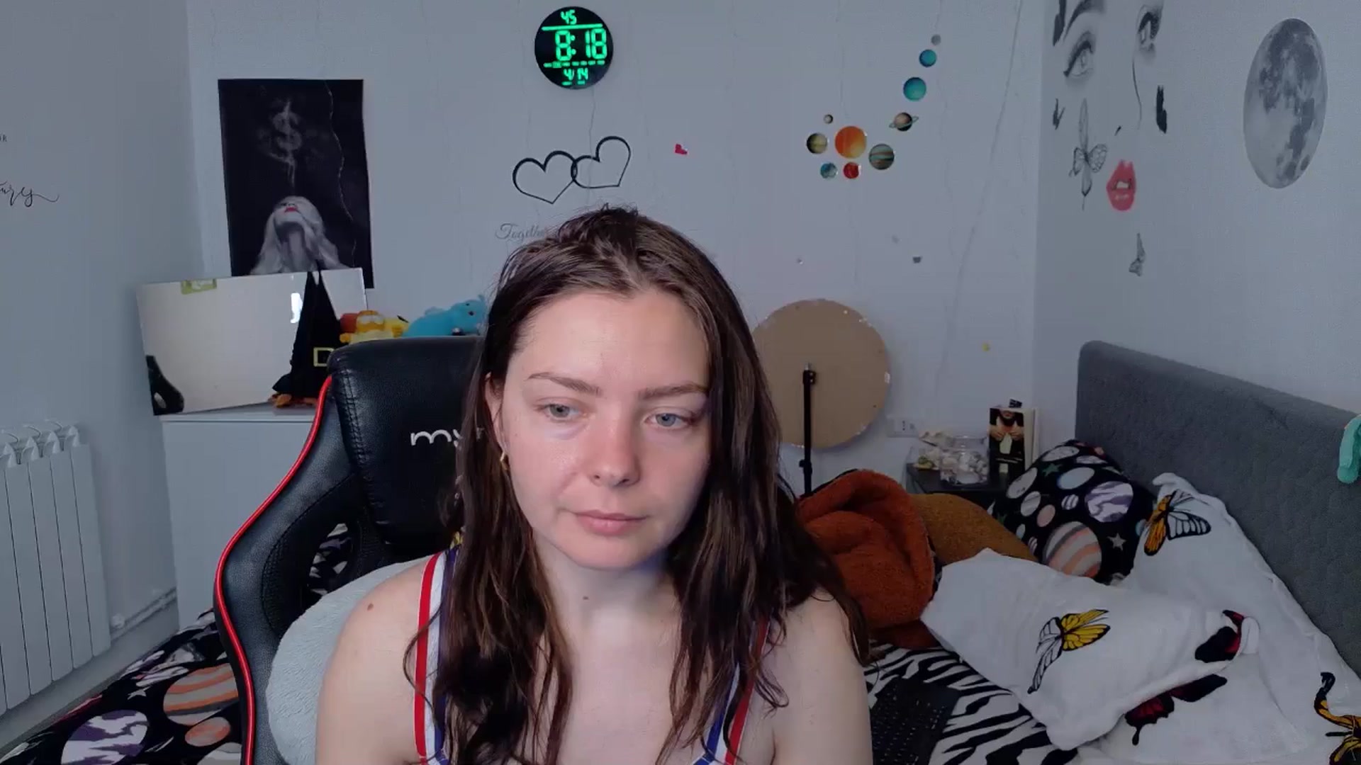 Gallery image thumbnail from YreneA's myfreecams stream on, 04/14/2026, 05:37 image 7 of 20