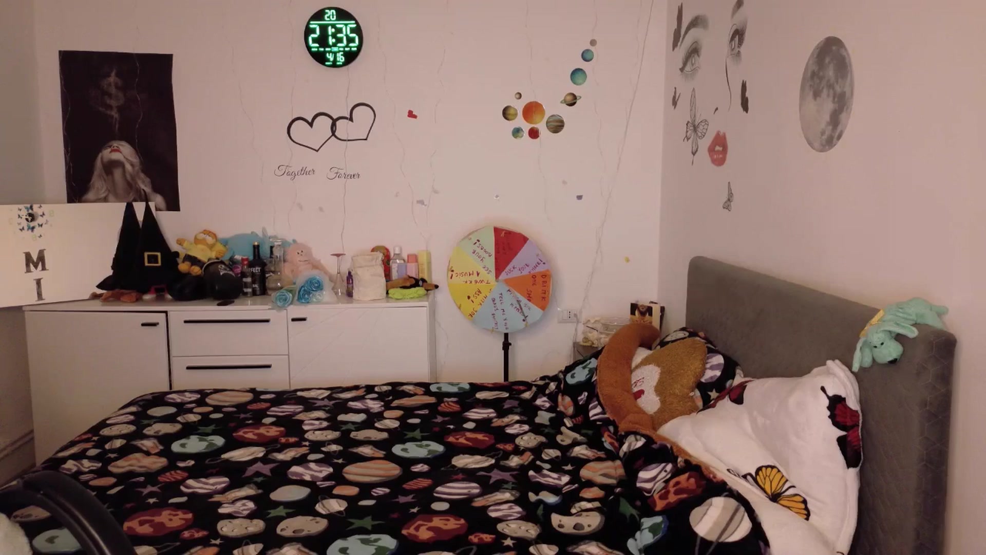 Gallery image thumbnail from YreneA's myfreecams stream on, 04/16/2026, 18:41 image 20 of 20