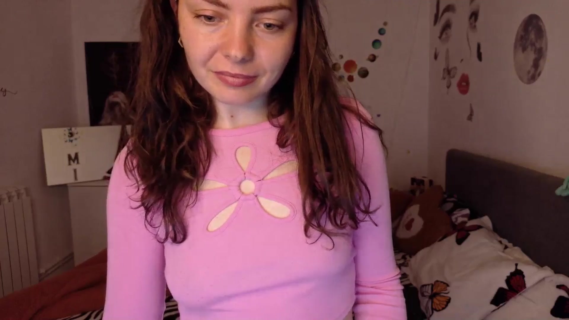 Gallery image thumbnail from YreneA's myfreecams stream on, 04/19/2026, 18:40 image 10 of 20