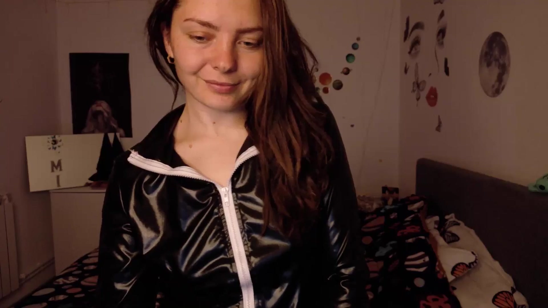 Gallery image thumbnail from YreneA's myfreecams stream on, 04/23/2026, 19:10 image 17 of 20