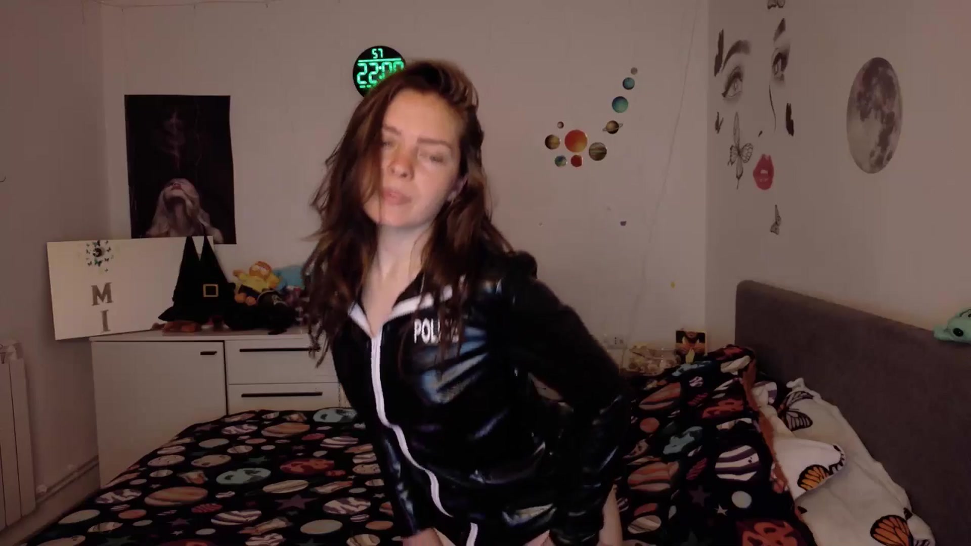 Gallery image thumbnail from YreneA's myfreecams stream on, 04/23/2026, 19:10 image 15 of 20