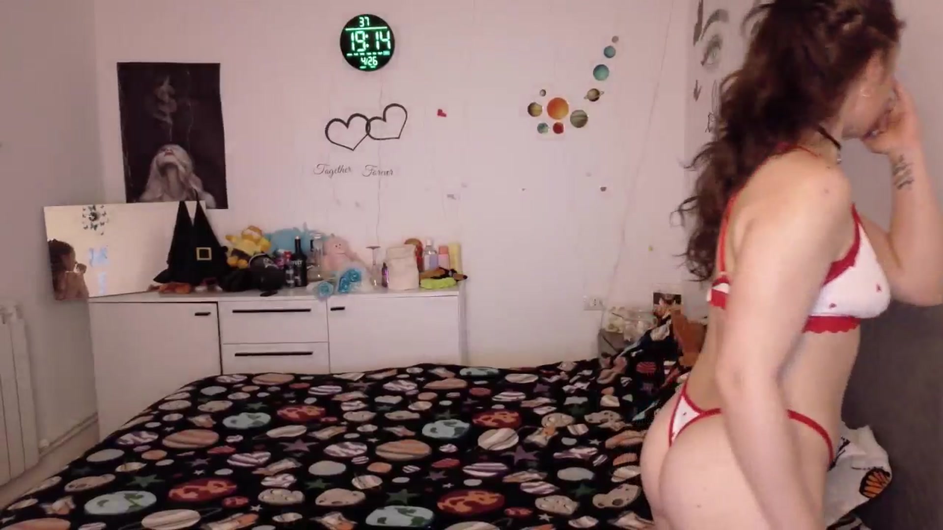 Gallery image thumbnail from YreneA's myfreecams stream on, 04/26/2026, 17:26 image 4 of 20