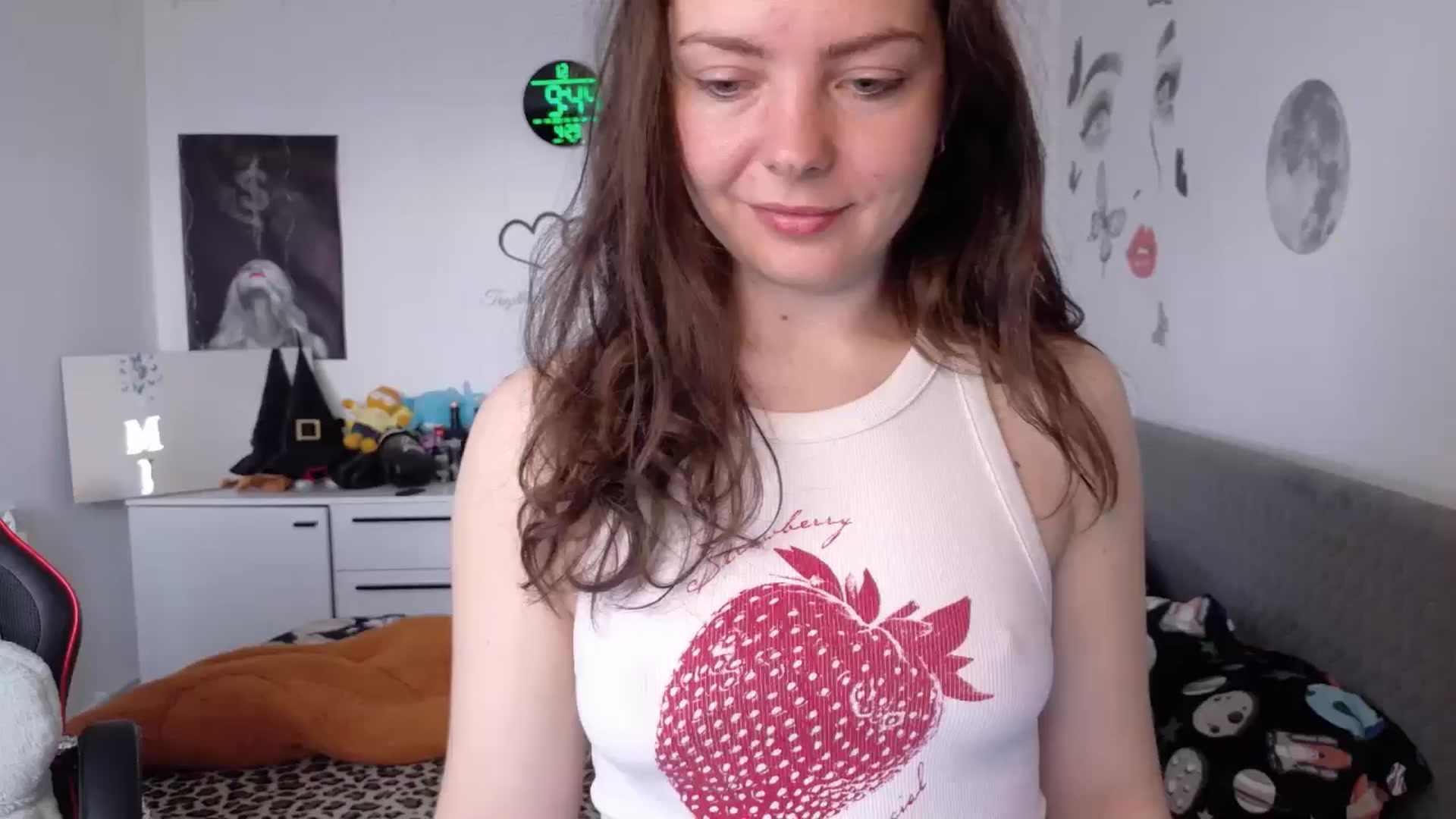 Gallery image thumbnail from YreneA's myfreecams stream on, 04/29/2026, 07:06 image 13 of 20