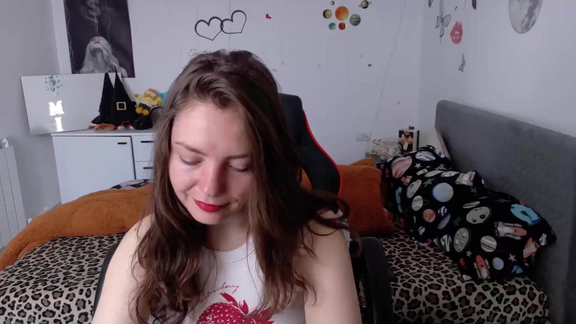 Gallery image thumbnail from YreneA's myfreecams stream on, 04/29/2026, 07:06 image 1 of 20