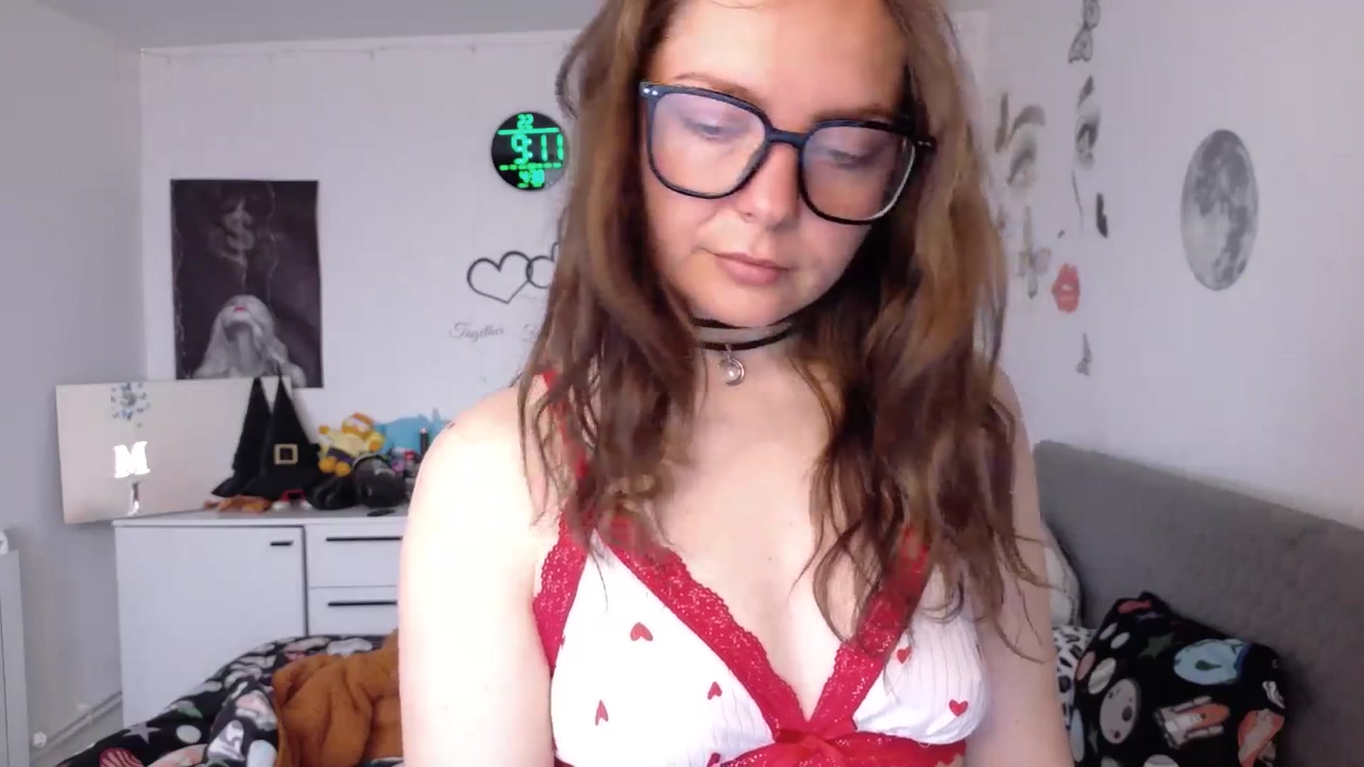 Gallery image thumbnail from YreneA's myfreecams stream on, 04/30/2026, 06:45 image 11 of 20