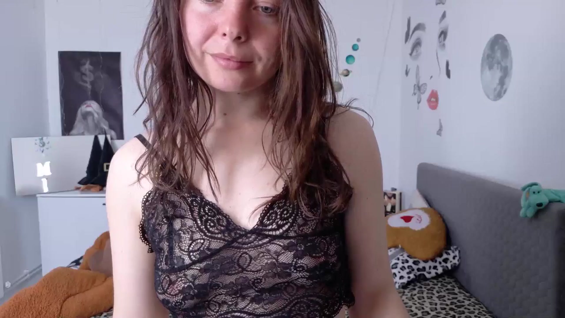 Gallery image thumbnail from YreneA's myfreecams stream on, 05/03/2026, 06:55 image 13 of 20