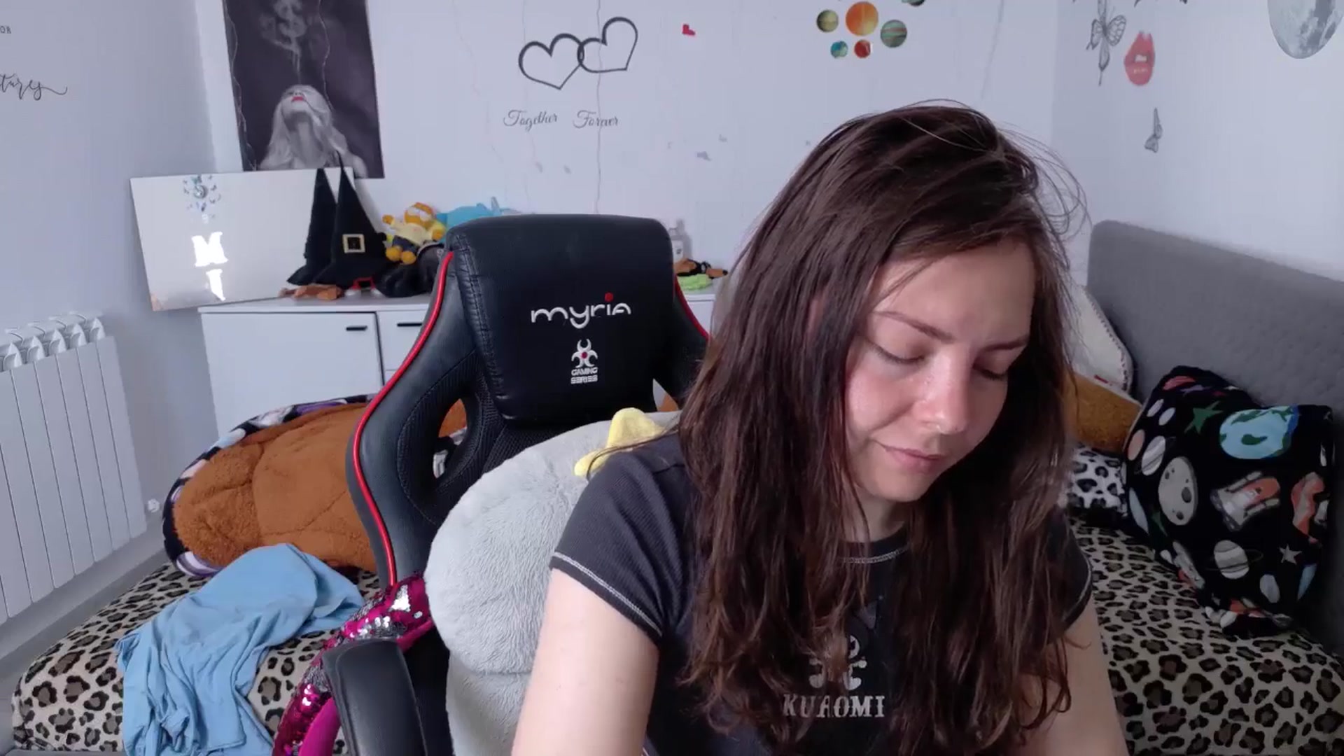 Gallery image thumbnail from YreneA's myfreecams stream on, 05/05/2026, 06:27 image 19 of 20