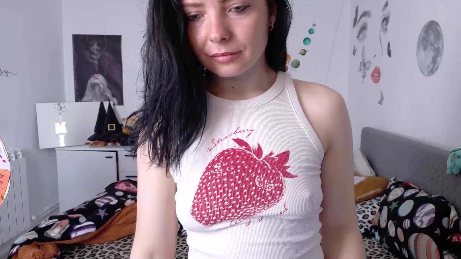 Gallery image thumbnail from YreneA's myfreecams stream on, 05/07/2026, 06:10 image 15 of 20