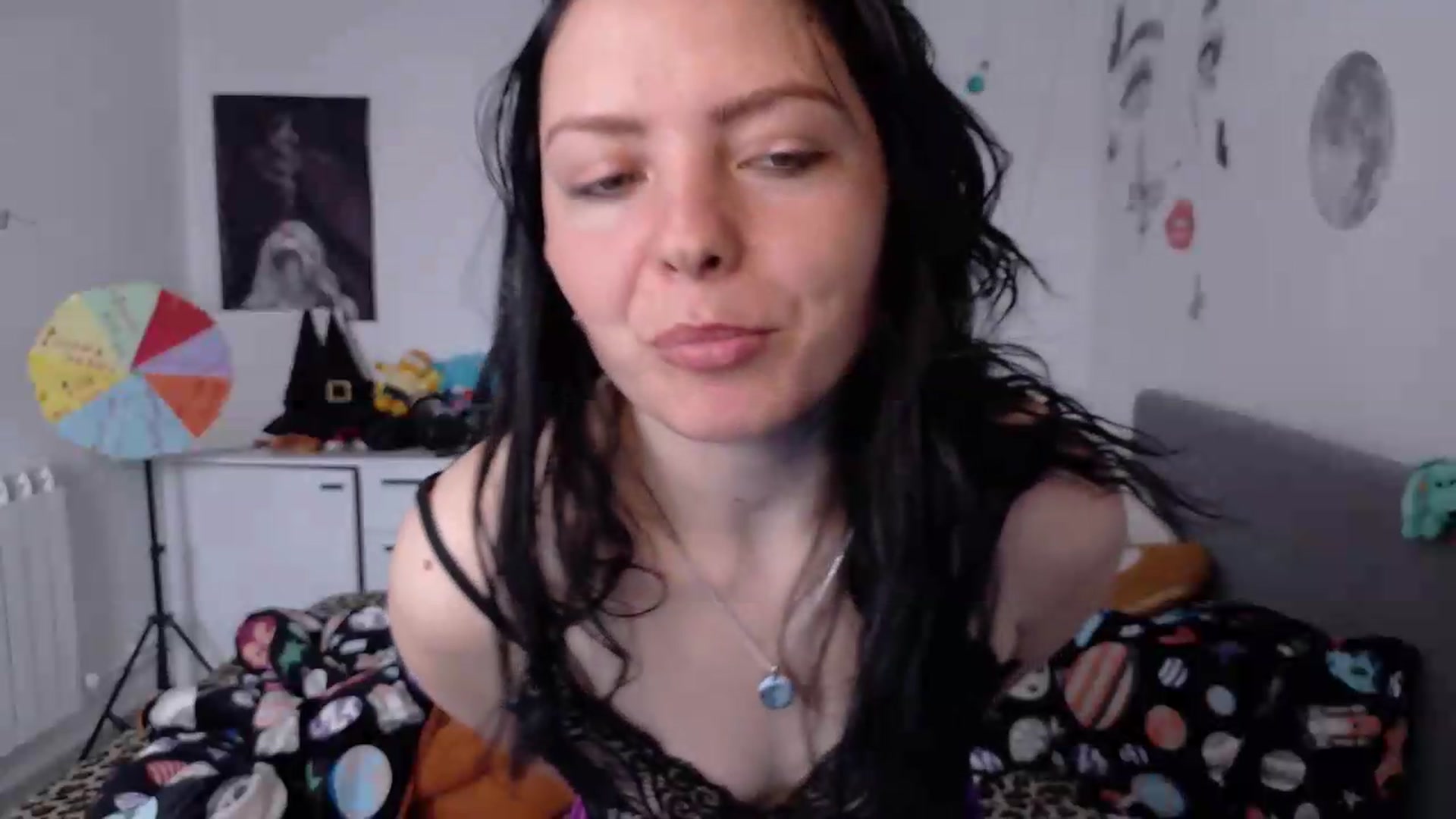 Gallery image thumbnail from YreneA's myfreecams stream on, 05/08/2026, 06:34 image 14 of 20