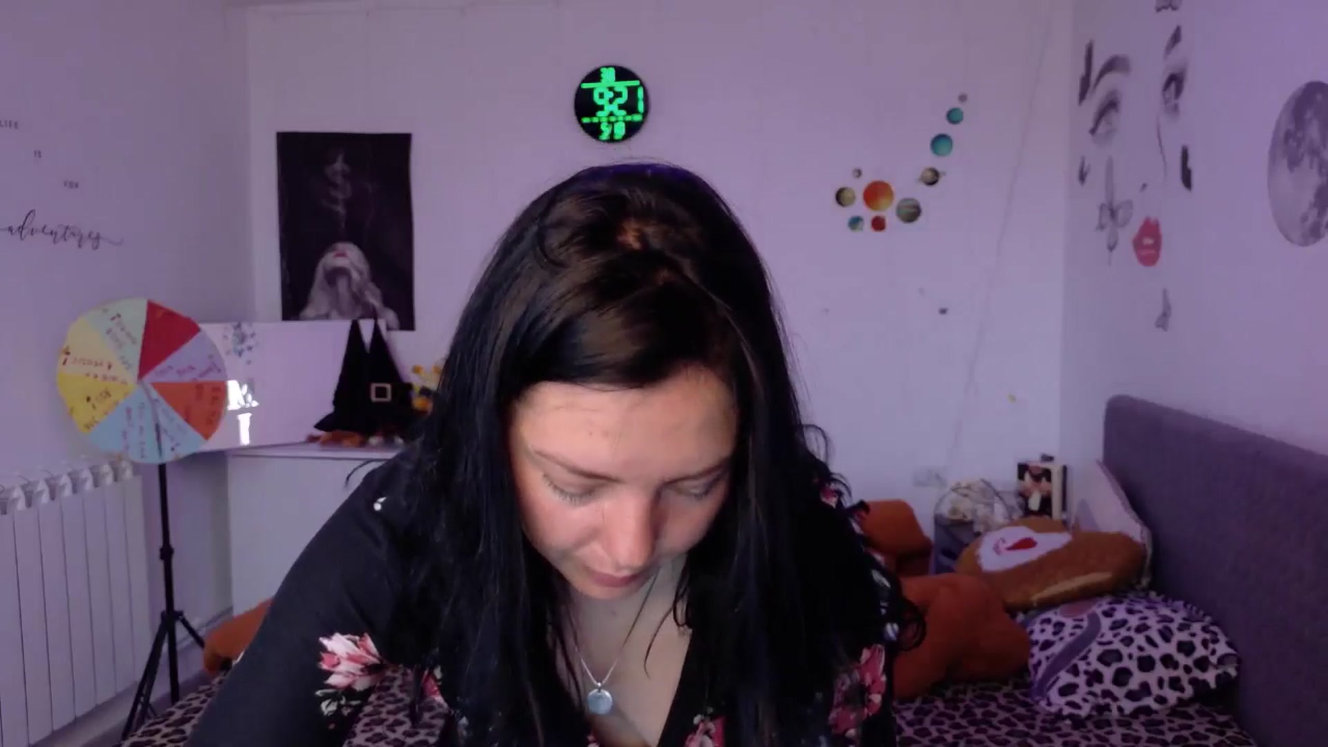 Gallery image thumbnail from YreneA's myfreecams stream on, 05/10/2026, 06:33 image 16 of 20