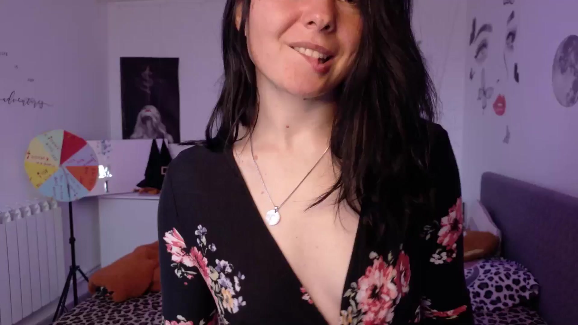 Gallery image thumbnail from YreneA's myfreecams stream on, 05/10/2026, 06:33 image 20 of 20