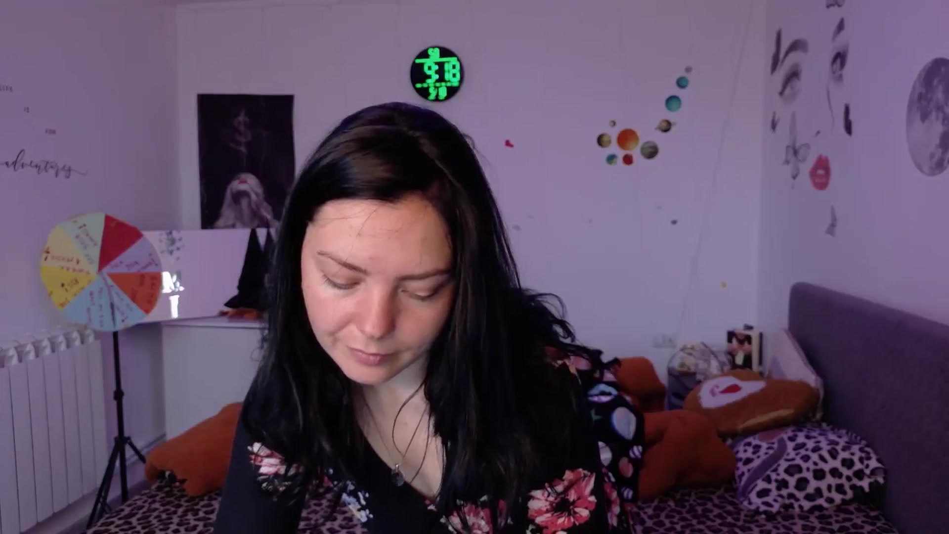 Gallery image thumbnail from YreneA's myfreecams stream on, 05/10/2026, 06:33 image 14 of 20
