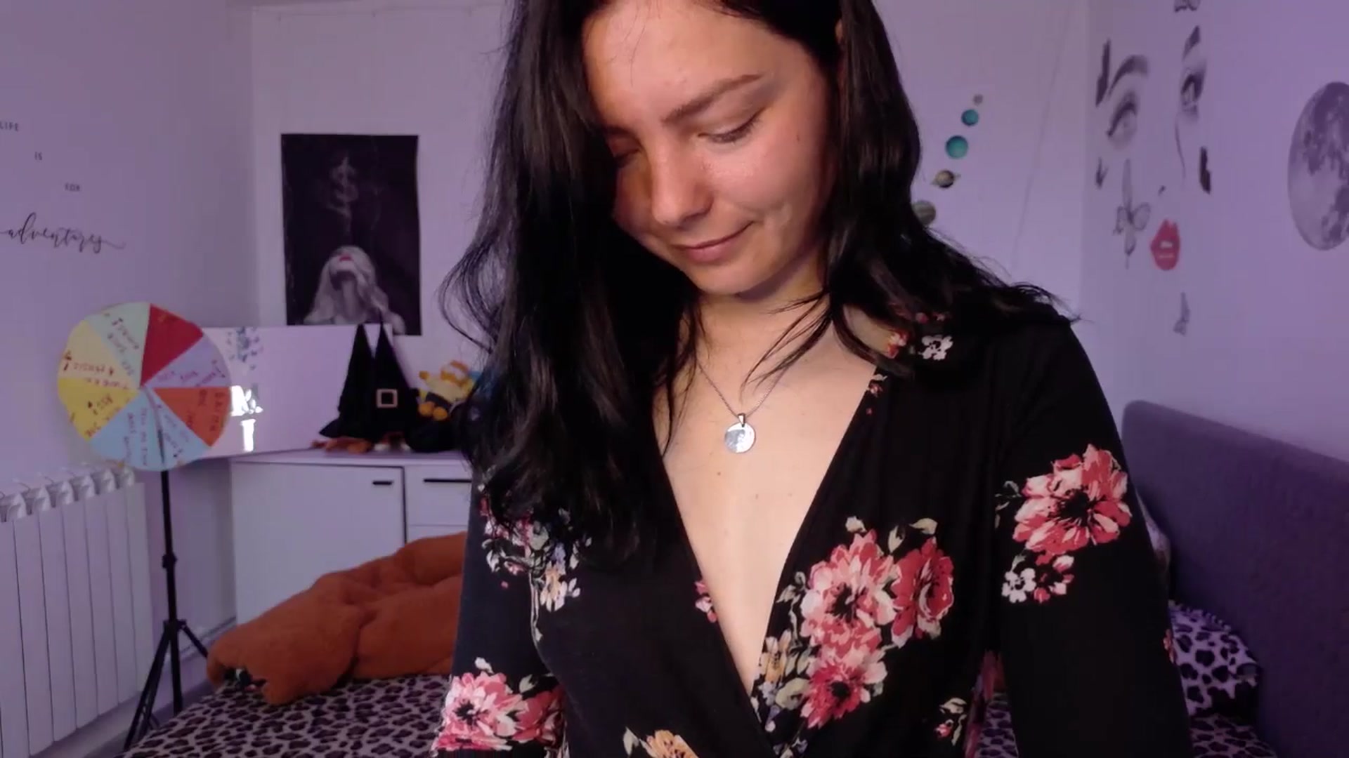 Gallery image thumbnail from YreneA's myfreecams stream on, 05/10/2026, 06:33 image 13 of 20