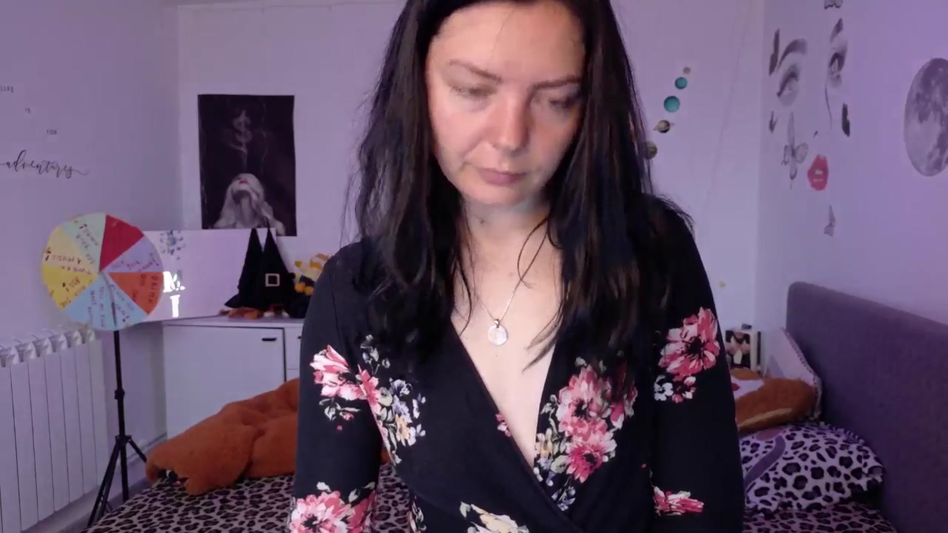 Gallery image thumbnail from YreneA's myfreecams stream on, 05/10/2026, 06:33 image 15 of 20
