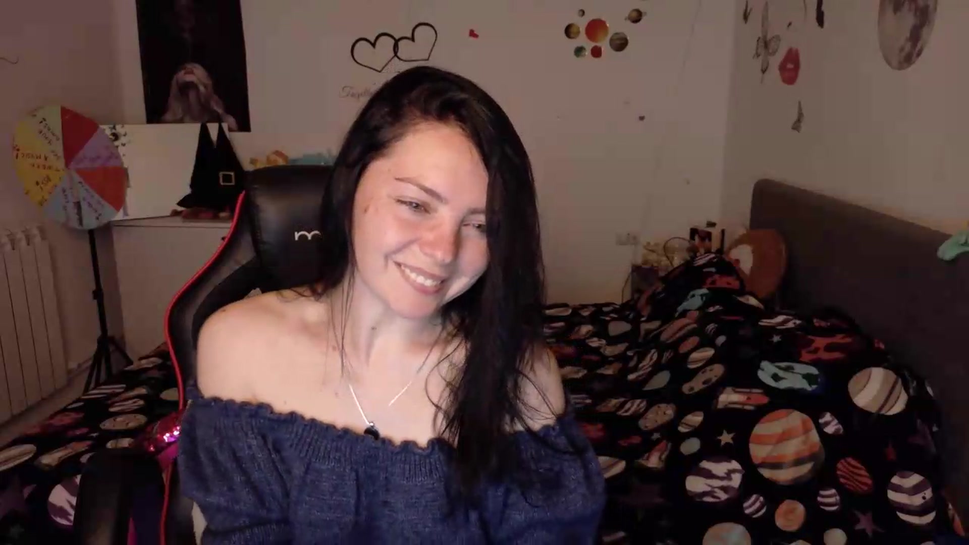 Gallery image thumbnail from YreneA's myfreecams stream on, 05/12/2026, 18:43 image 2 of 20