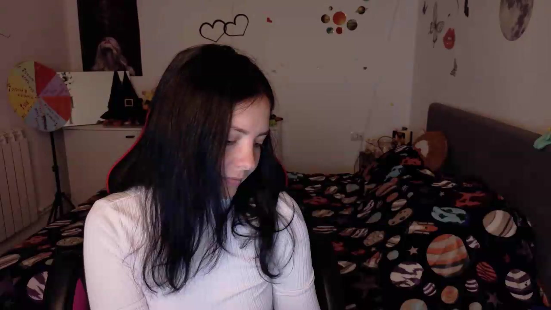 Gallery image thumbnail from YreneA's myfreecams stream on, 05/12/2026, 18:43 image 14 of 20