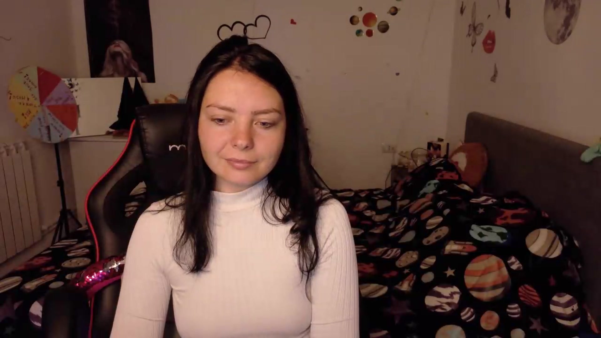 Gallery image thumbnail from YreneA's myfreecams stream on, 05/12/2026, 18:43 image 5 of 20