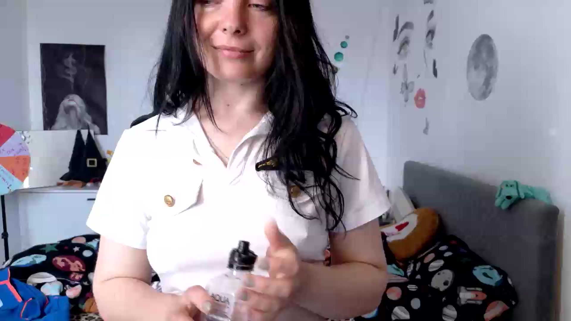 Gallery image thumbnail from YreneA's myfreecams stream on, 05/13/2026, 06:26 image 4 of 20