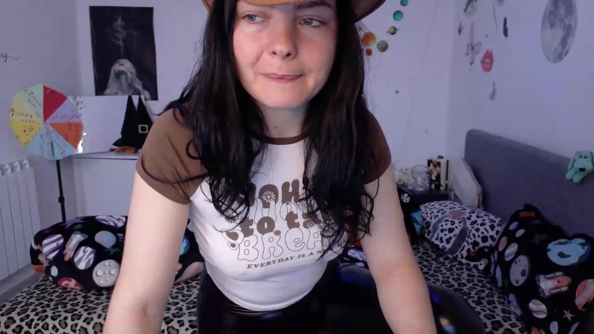 Gallery image thumbnail from YreneA's myfreecams stream on, 05/14/2026, 06:50 image 20 of 20