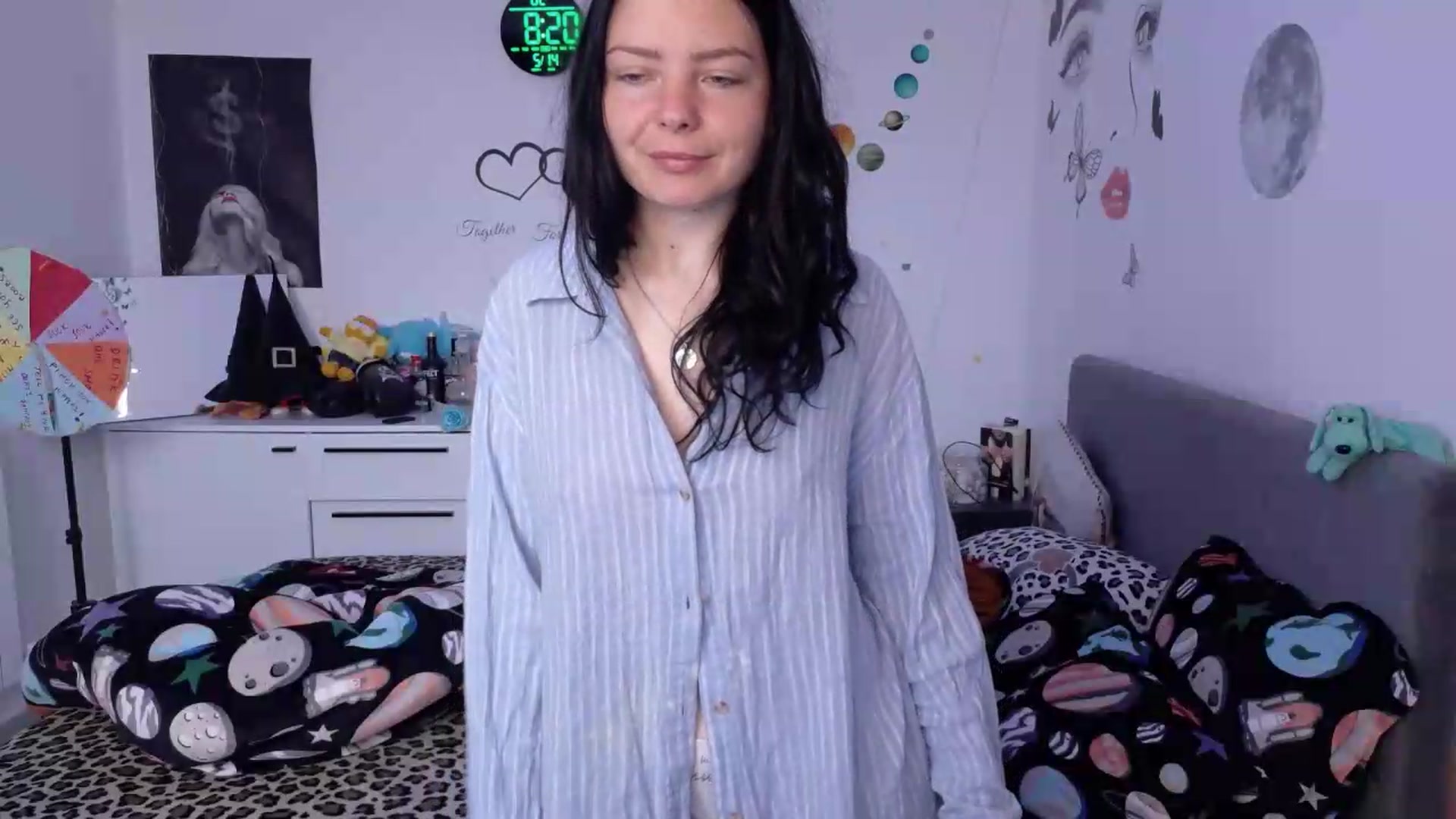 Gallery image thumbnail from YreneA's myfreecams stream on, 05/14/2026, 06:50 image 8 of 20