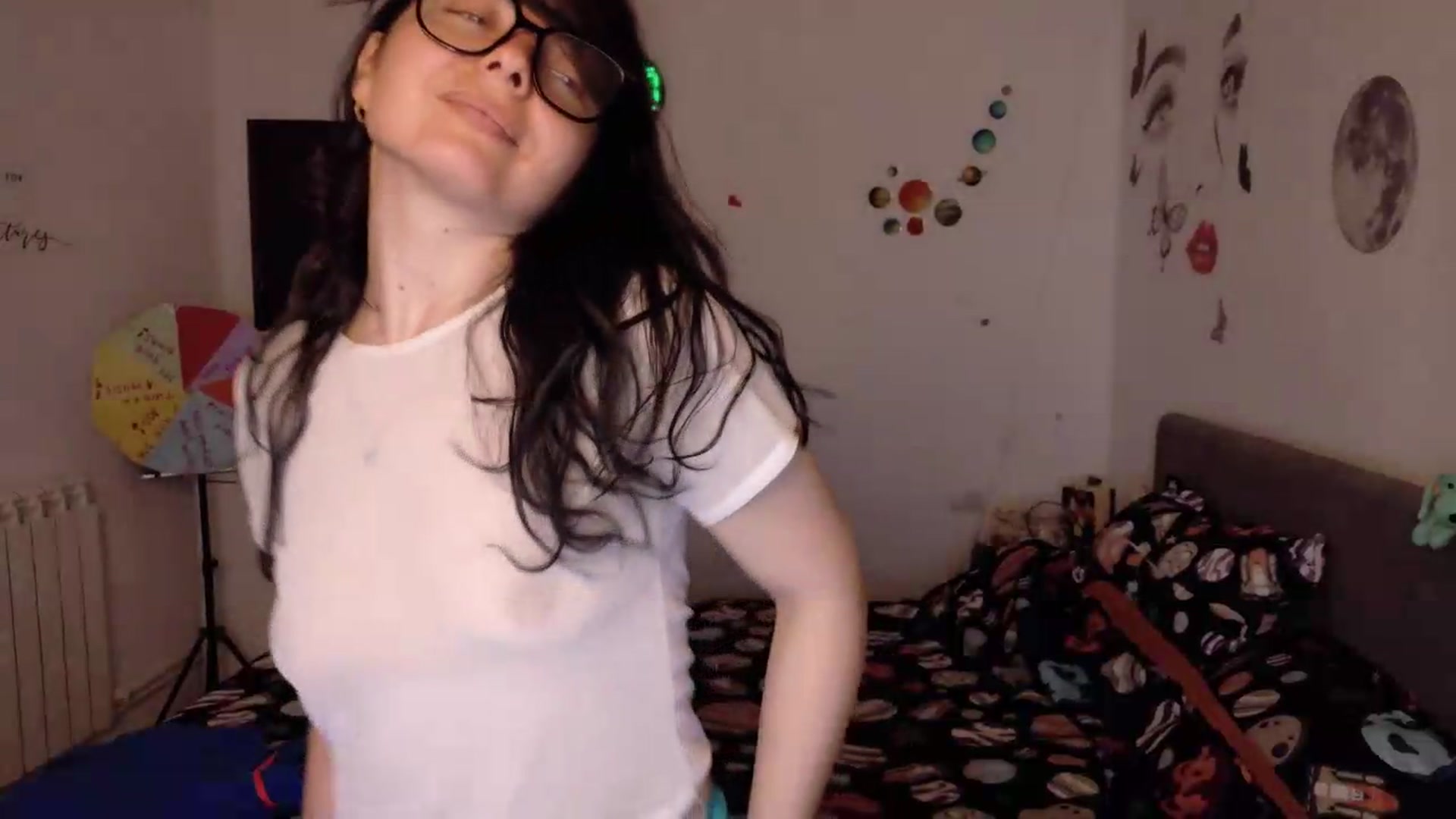 Gallery image thumbnail from YreneA's myfreecams stream on, 05/18/2026, 19:07 image 4 of 20