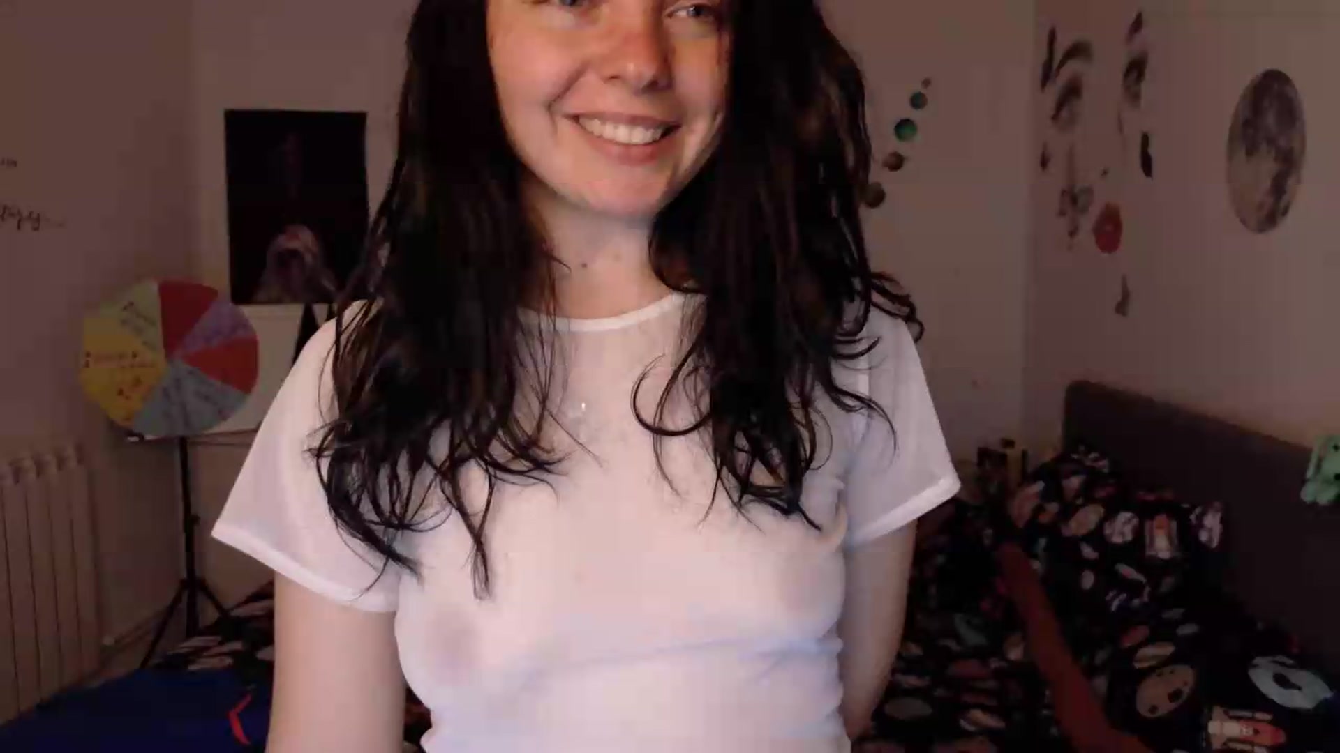 Gallery image thumbnail from YreneA's myfreecams stream on, 05/18/2026, 19:07 image 16 of 20