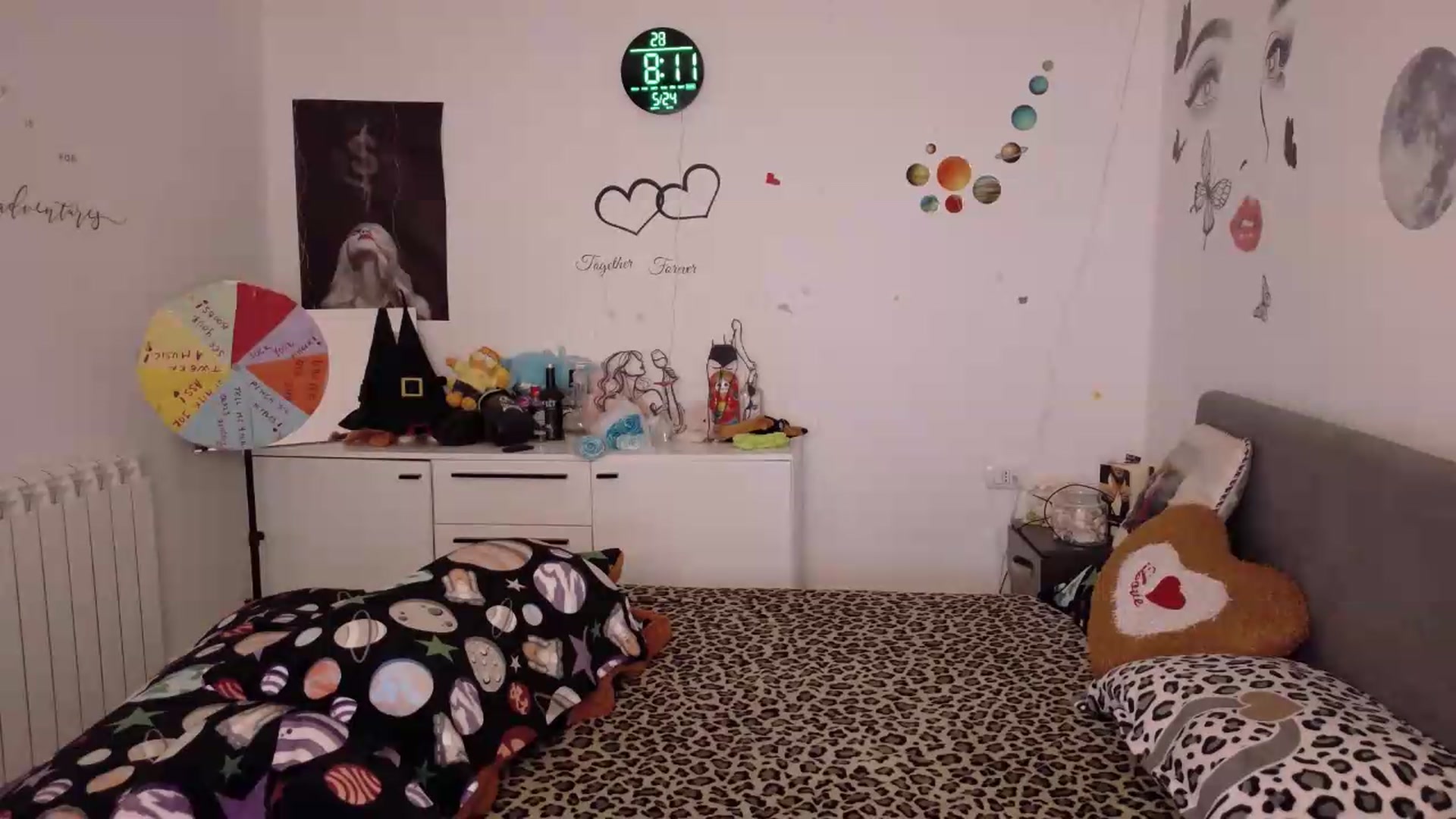 Gallery image thumbnail from YreneA's myfreecams stream on, 05/24/2026, 07:03 image 8 of 20