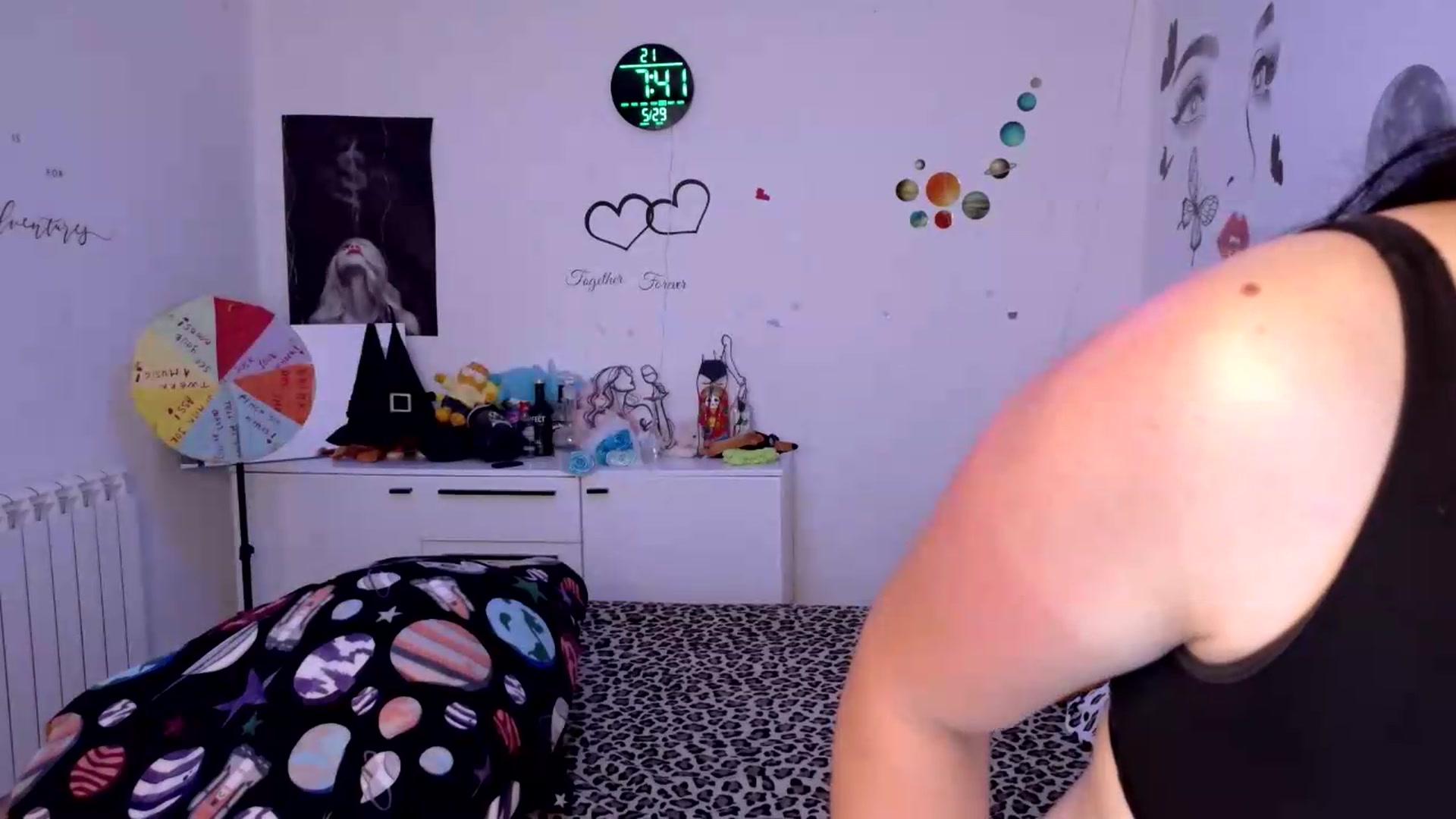 Gallery image thumbnail from YreneA's myfreecams stream on, 05/29/2026, 05:42 image 8 of 20