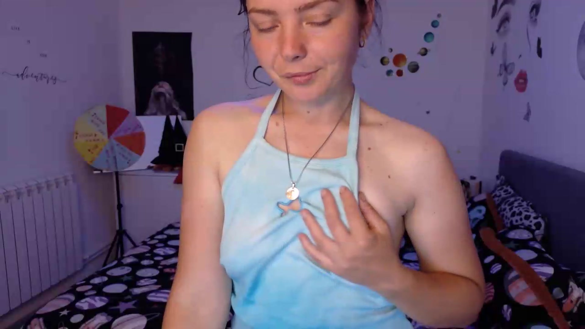 Gallery image thumbnail from YreneA's myfreecams stream on, 06/02/2026, 18:40 image 5 of 20