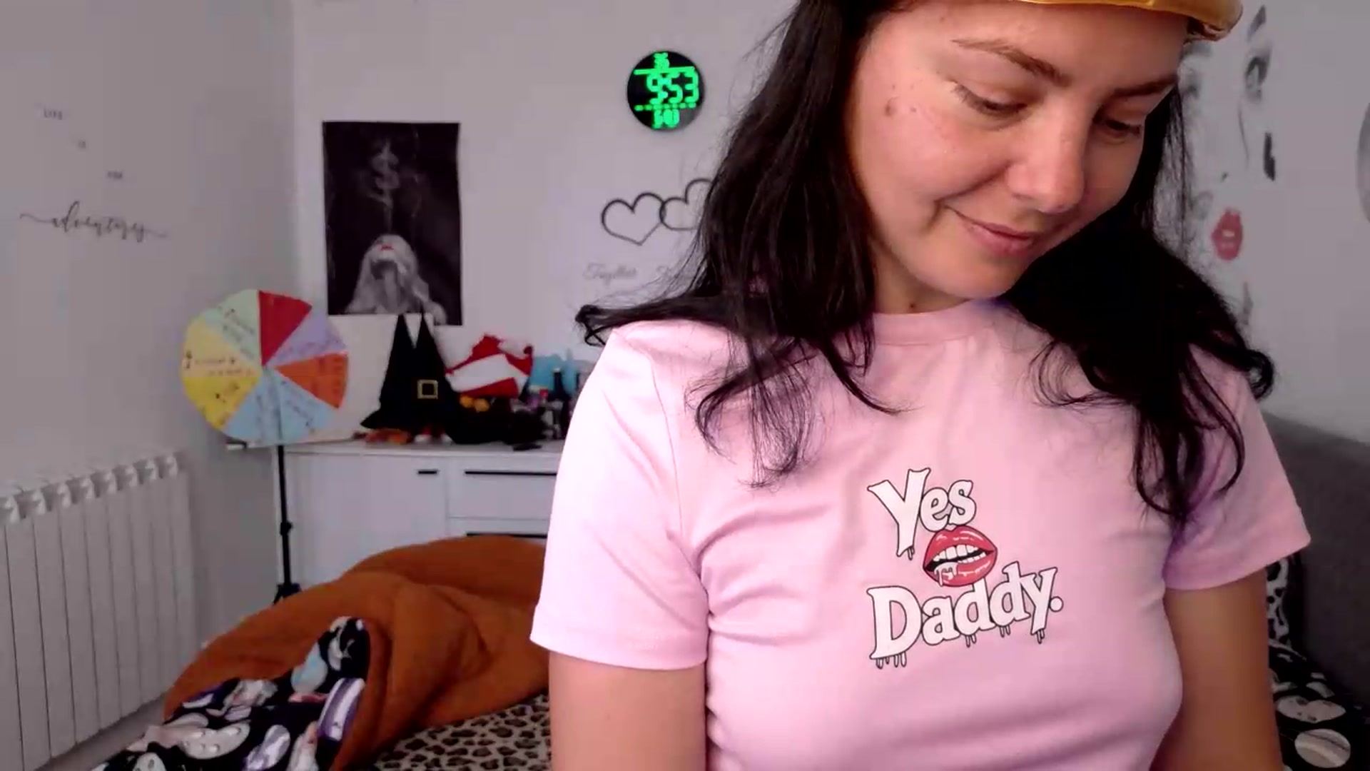 Gallery image thumbnail from YreneA's myfreecams stream on, 06/03/2026, 07:18 image 16 of 20