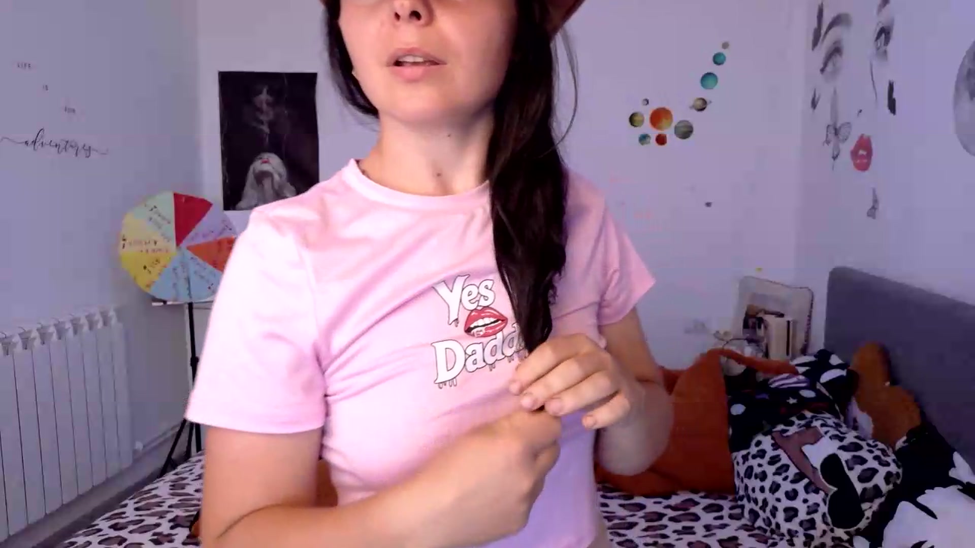 Gallery image thumbnail from YreneA's myfreecams stream on, 06/06/2026, 06:19 image 7 of 20