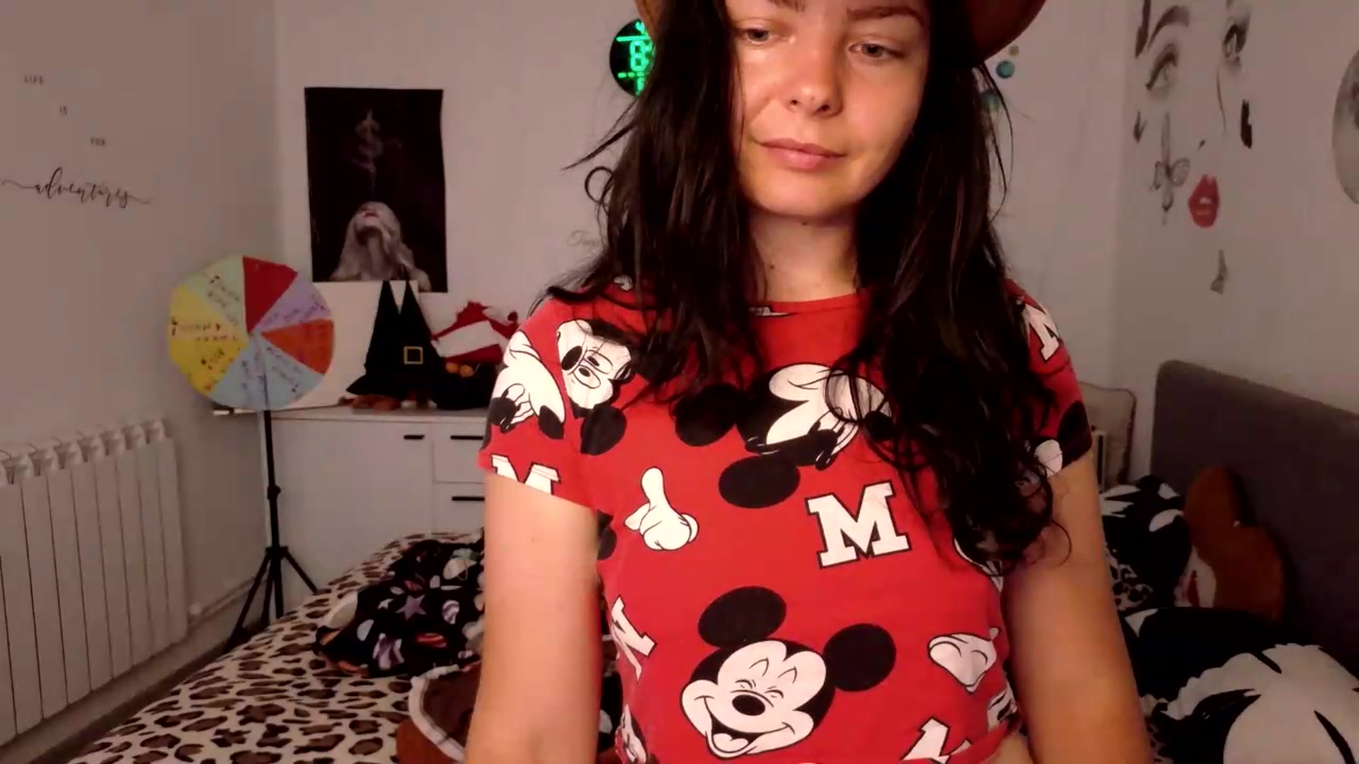 Gallery image thumbnail from YreneA's myfreecams stream on, 06/07/2026, 06:26 image 15 of 20