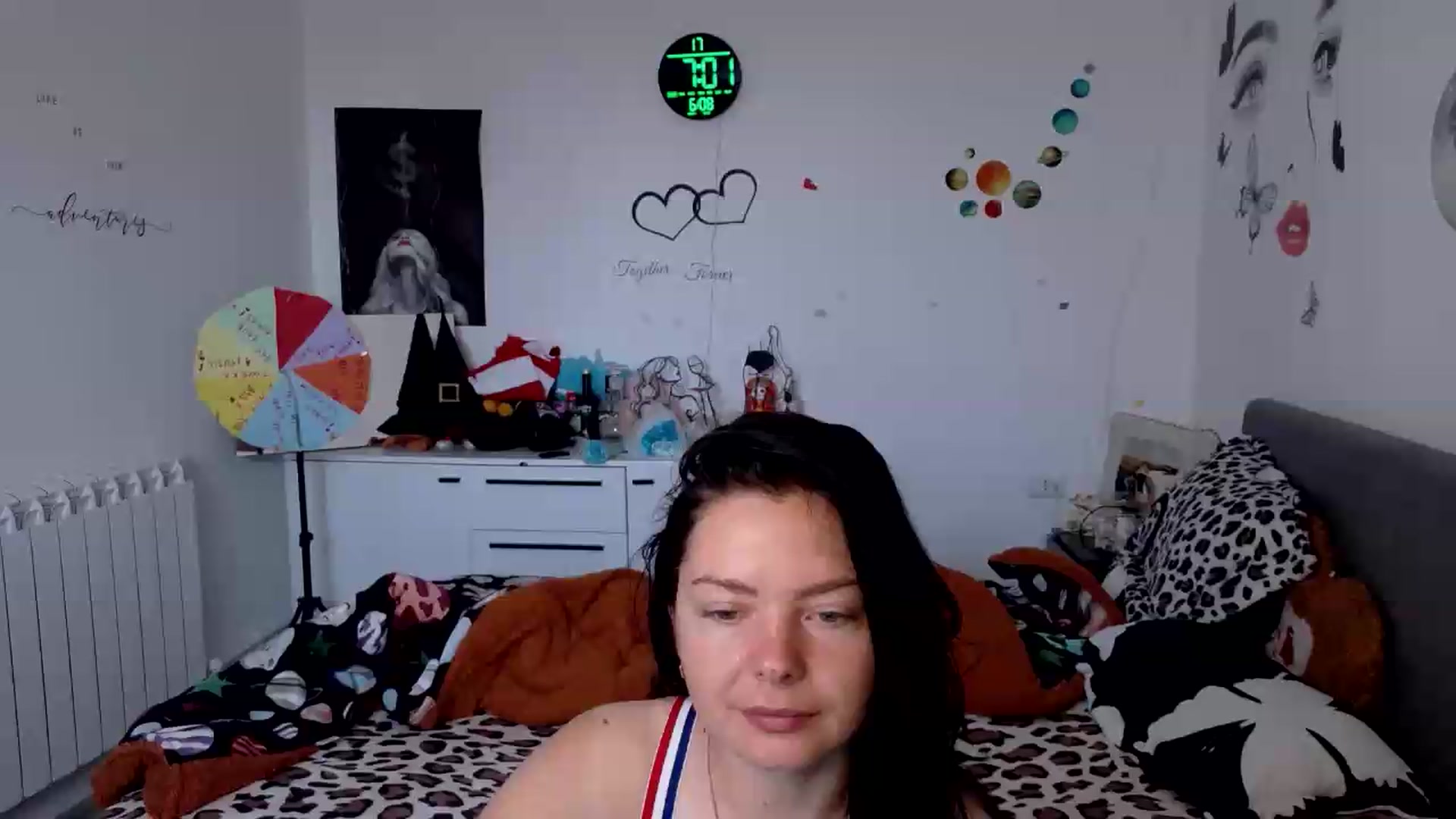 Gallery image thumbnail from YreneA's myfreecams stream on, 06/08/2026, 06:40 image 1 of 20