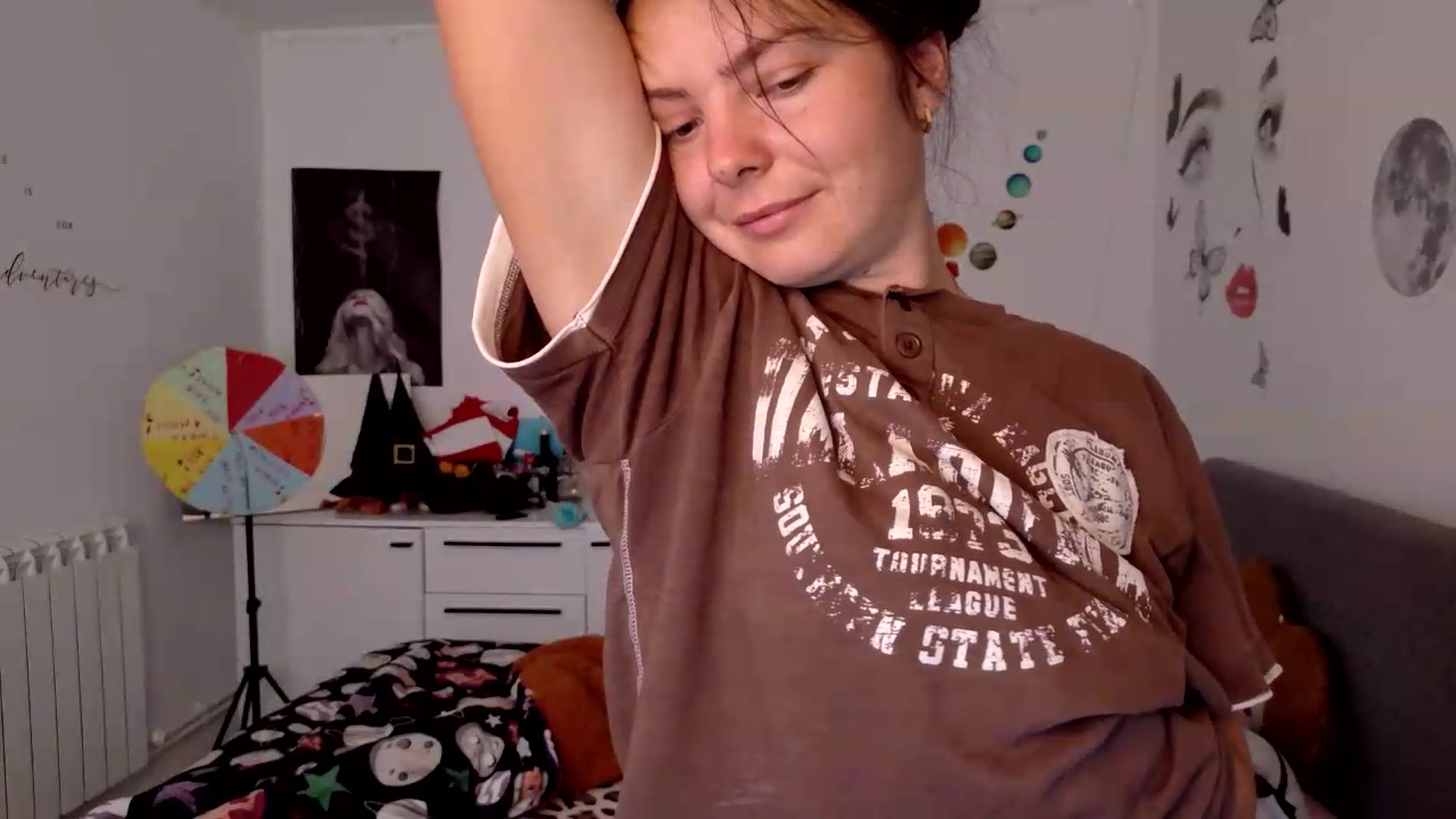 Gallery image thumbnail from YreneA's myfreecams stream on, 06/09/2026, 06:24 image 16 of 20
