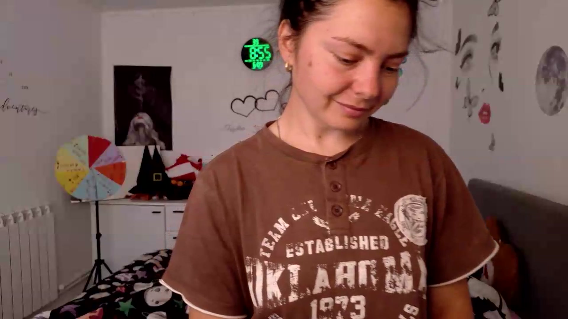 Gallery image thumbnail from YreneA's myfreecams stream on, 06/09/2026, 06:24 image 7 of 20
