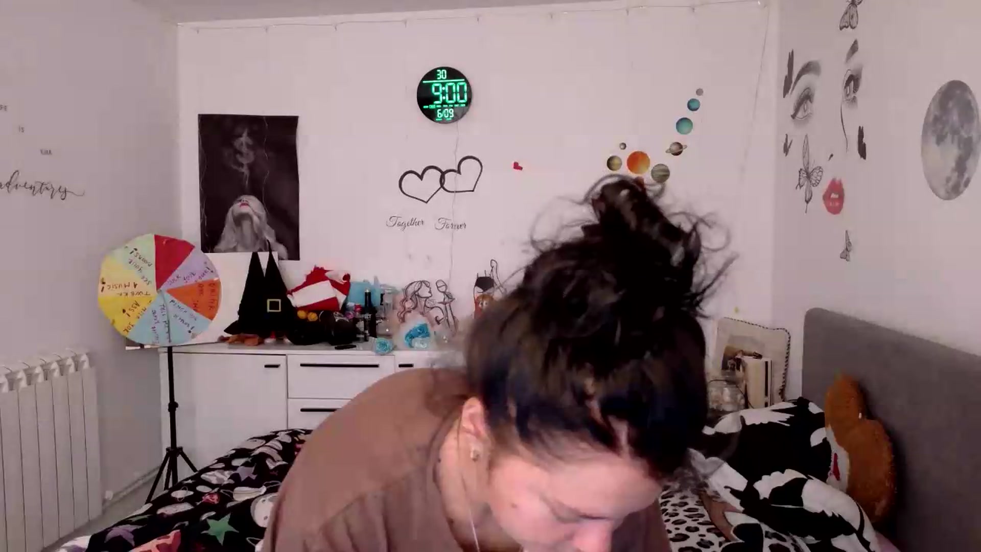 Gallery image thumbnail from YreneA's myfreecams stream on, 06/09/2026, 06:24 image 10 of 20