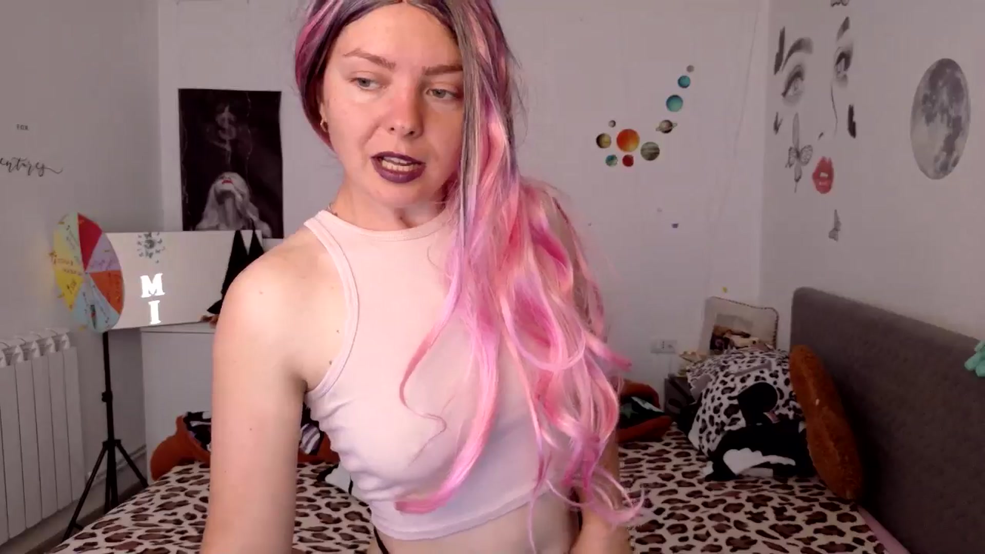 Gallery image thumbnail from YreneA's myfreecams stream on, 06/14/2026, 06:34 image 16 of 20