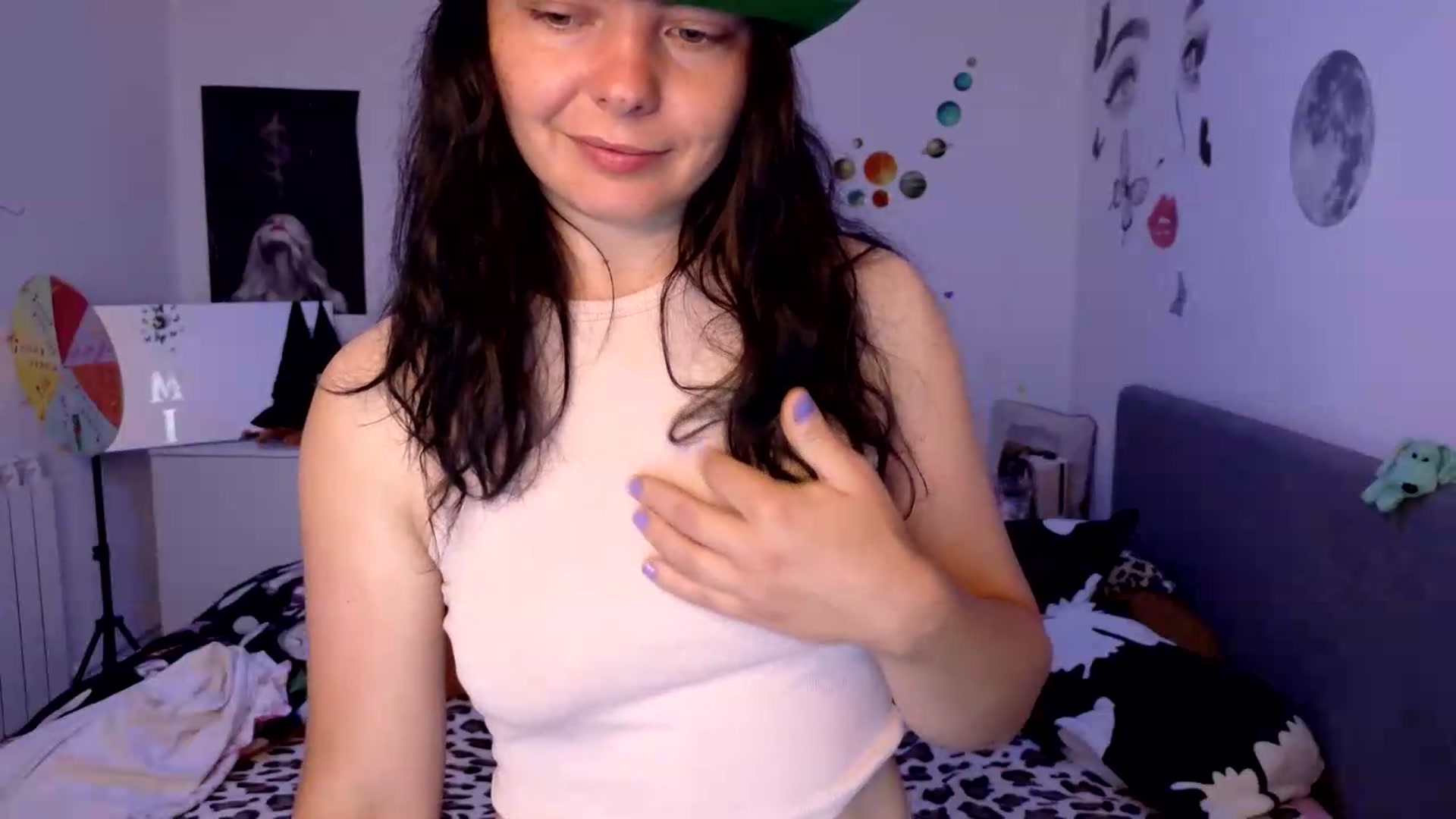 Gallery image thumbnail from YreneA's myfreecams stream on, 06/16/2026, 04:40 image 18 of 20