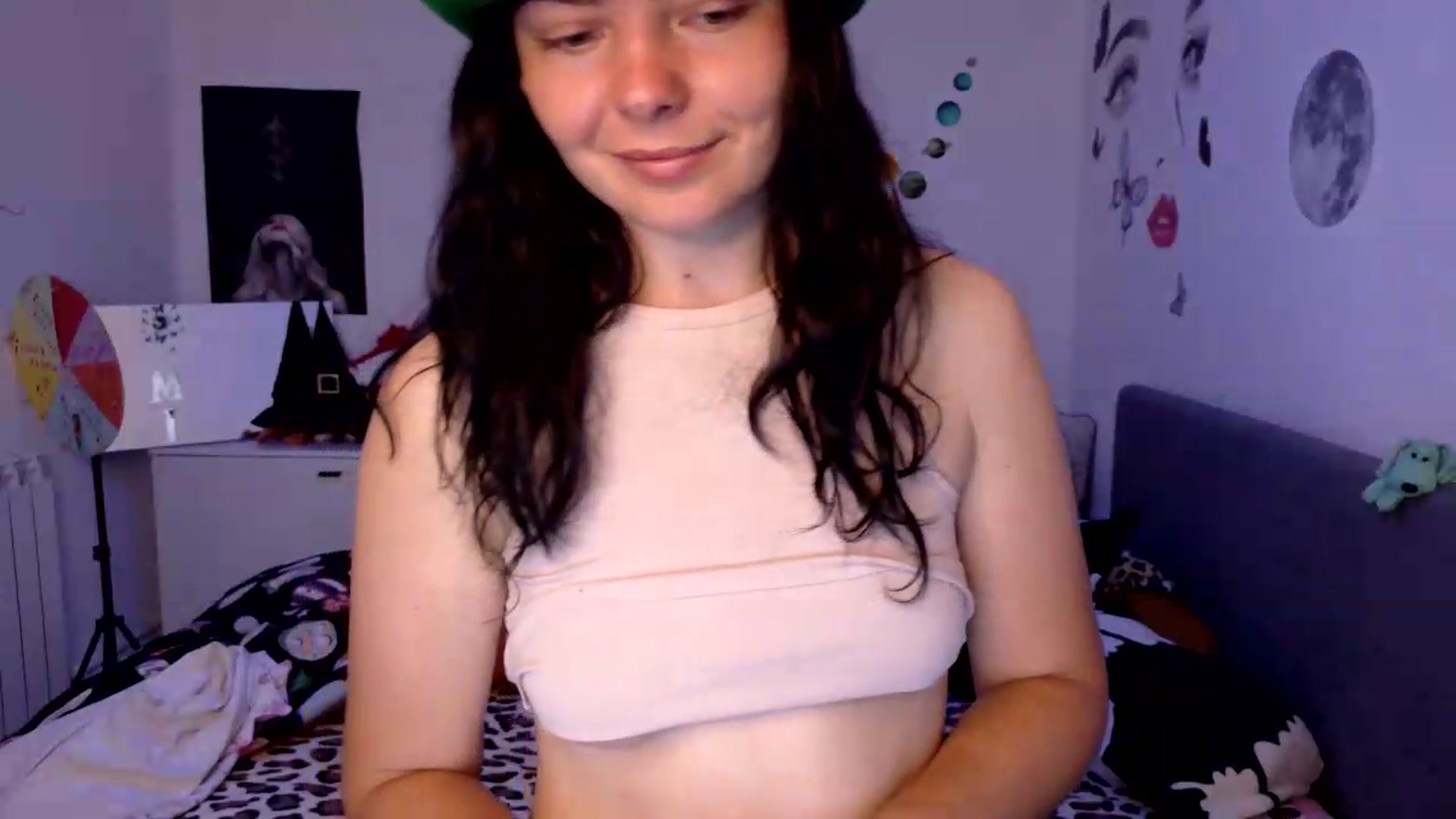 Gallery image thumbnail from YreneA's myfreecams stream on, 06/16/2026, 04:40 image 13 of 20