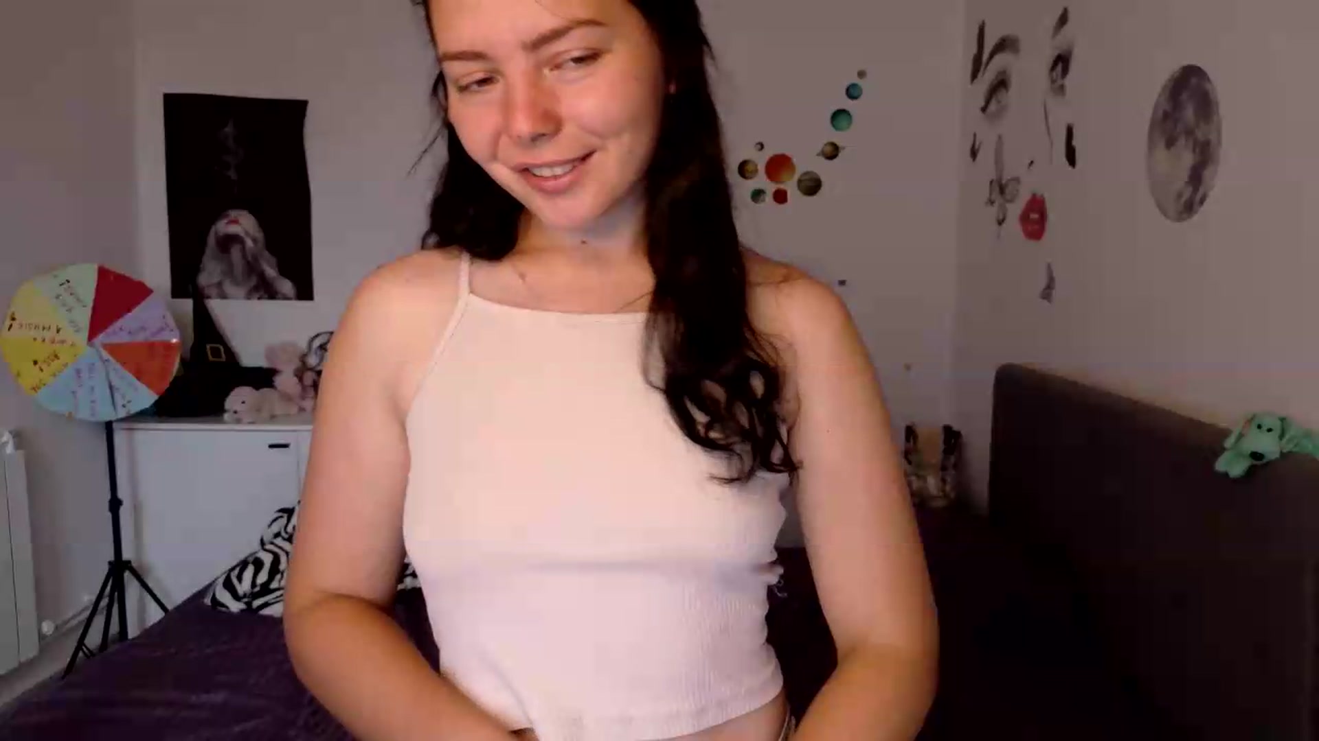 Gallery image thumbnail from YreneA's myfreecams stream on, 07/04/2026, 04:59 image 16 of 20