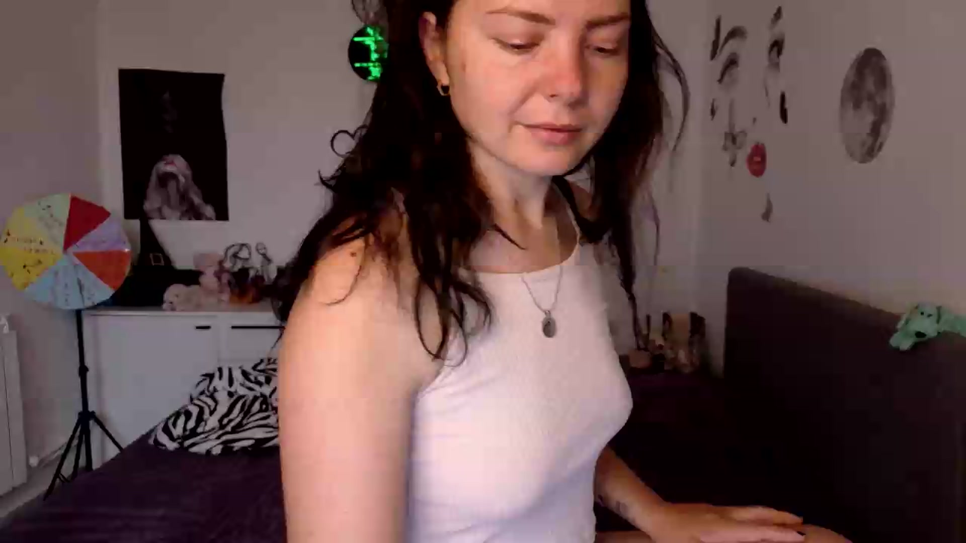 Gallery image thumbnail from YreneA's myfreecams stream on, 07/04/2026, 04:59 image 1 of 20