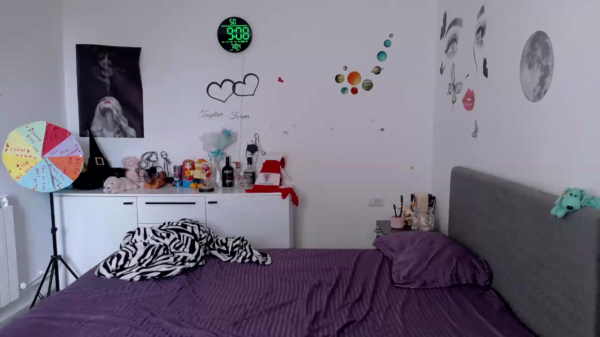 Gallery image thumbnail from YreneA's myfreecams stream on, 07/04/2026, 06:27 image 6 of 20