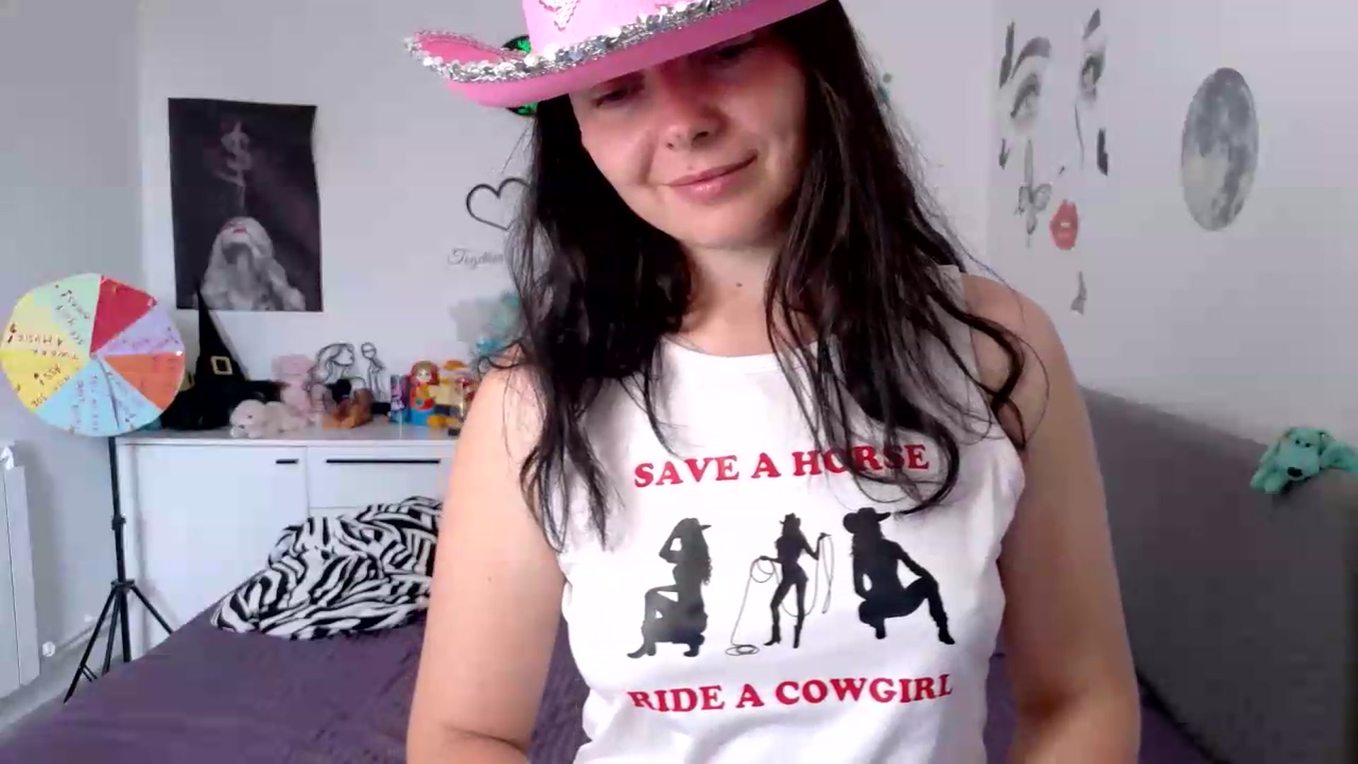 Gallery image thumbnail from YreneA's myfreecams stream on, 07/04/2026, 06:27 image 14 of 20