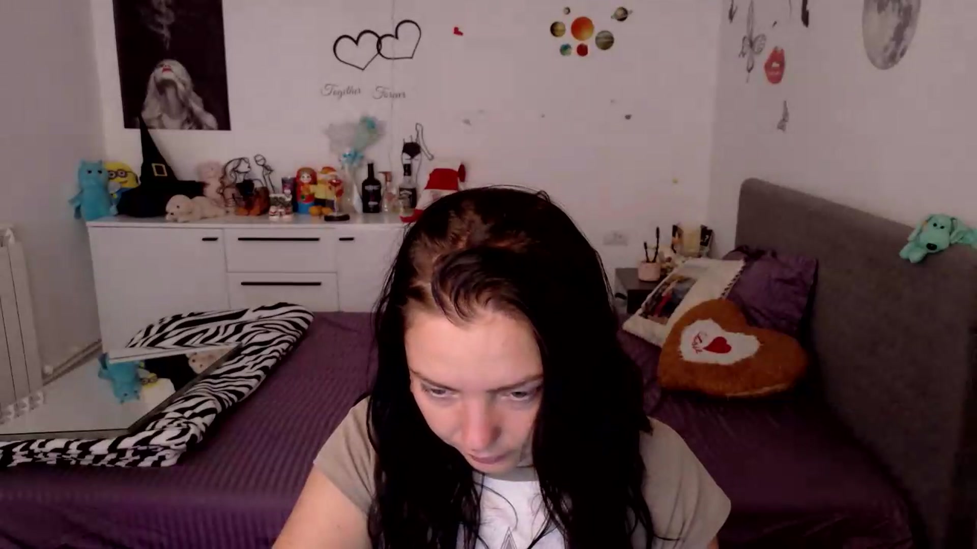 Gallery image thumbnail from YreneA's myfreecams stream on, 07/06/2026, 06:03 image 16 of 20