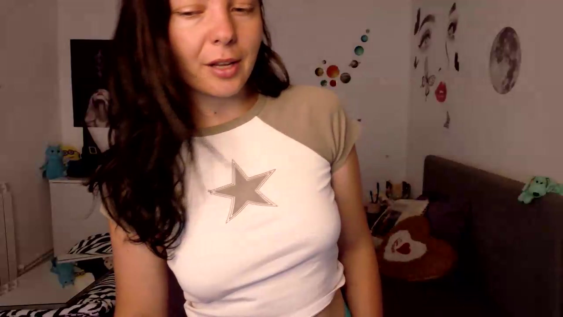 Gallery image thumbnail from YreneA's myfreecams stream on, 07/06/2026, 06:03 image 3 of 20
