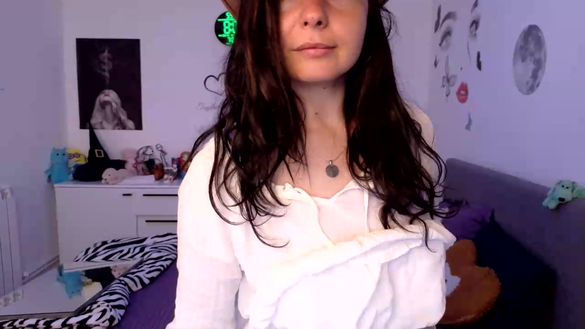 Gallery image thumbnail from YreneA's myfreecams stream on, 07/07/2026, 06:24 image 10 of 20