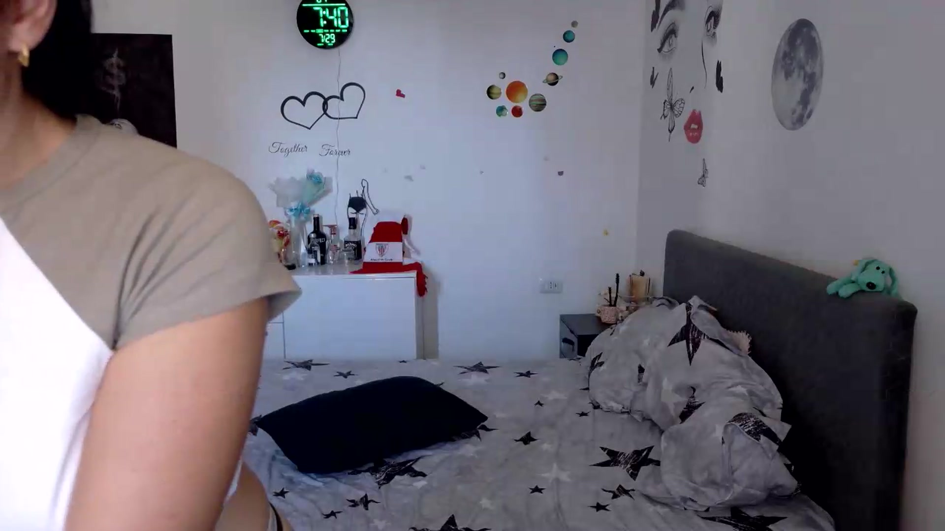 Gallery image thumbnail from YreneA's myfreecams stream on, 07/29/2026, 05:01 image 12 of 20
