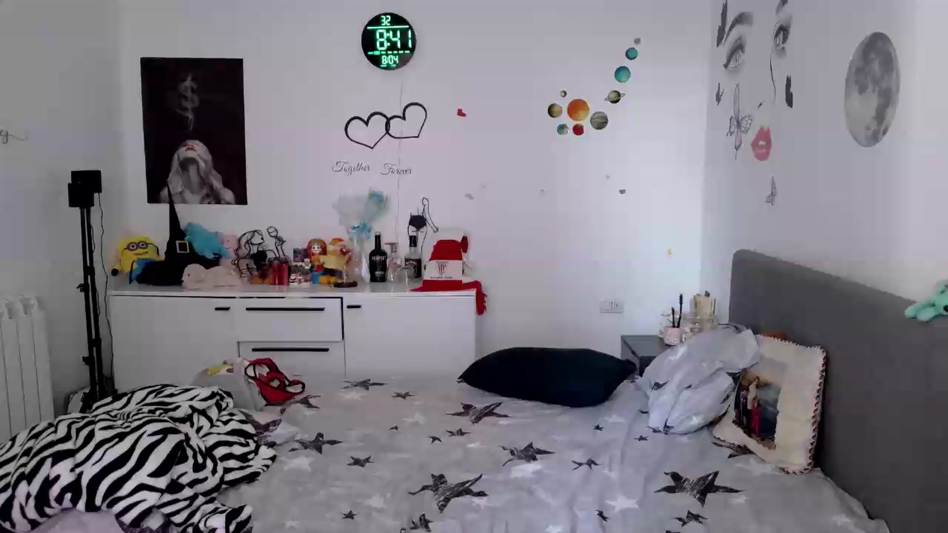 Gallery image thumbnail from YreneA's myfreecams stream on, 08/04/2026, 06:34 image 13 of 20